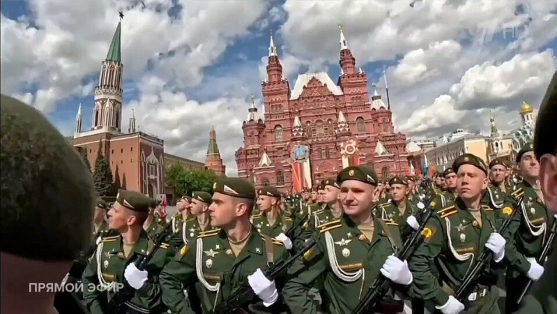 Курсанты серпуховской военной академии приняли участие в параде на Красной площади