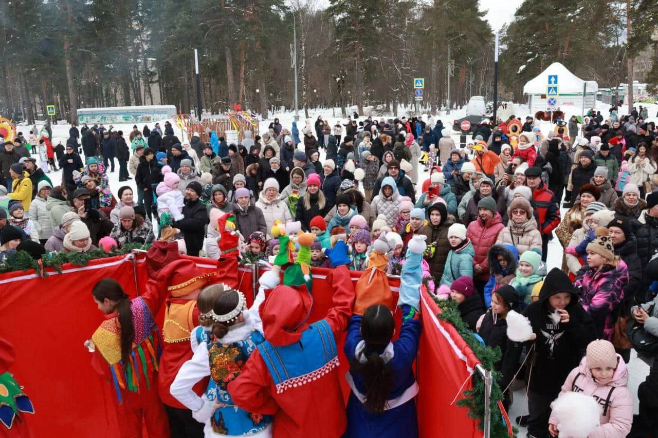 В Серпухове проводили Масленицу