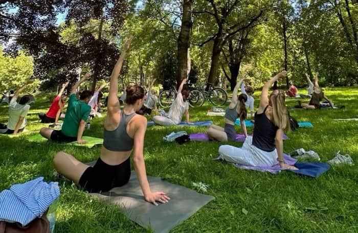 Начать субботу с йоги приглашают жителей Сепухова