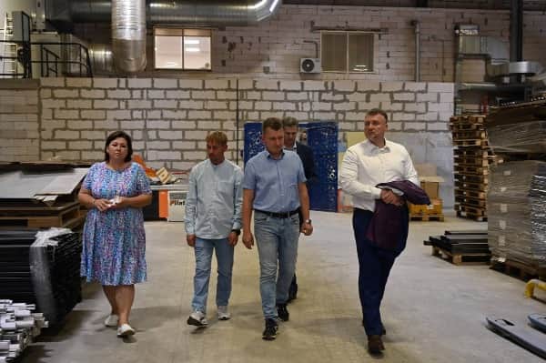 Глава Серпухова посетил с рабочим визитом ведущего производителя светодиодного освещения в округе
