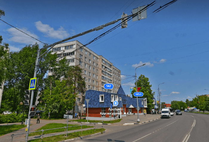 Про остановку имени моста, которого не было, рассказали в Серпухове