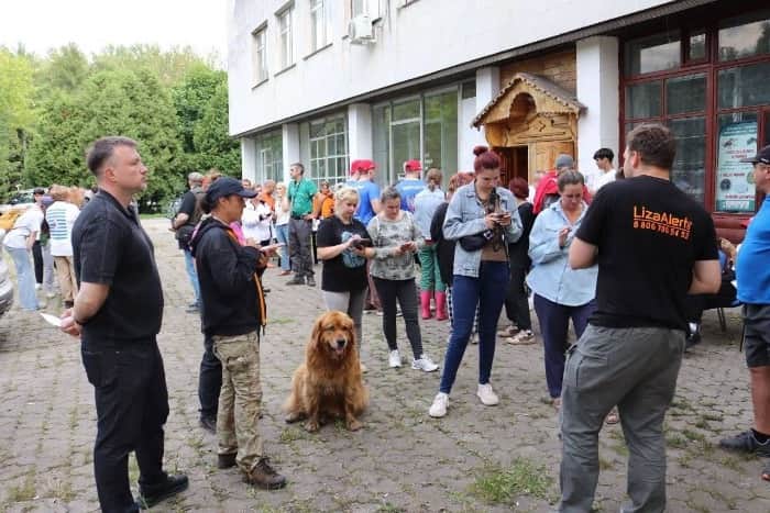 Алексей Шимко приехал сам и призвал помочь найти 13-летнюю Василису из Пущино