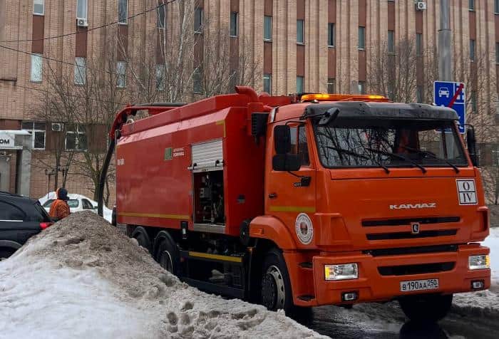 В Серпухове подготовили к паводку 80% ливневок вдоль дорог
