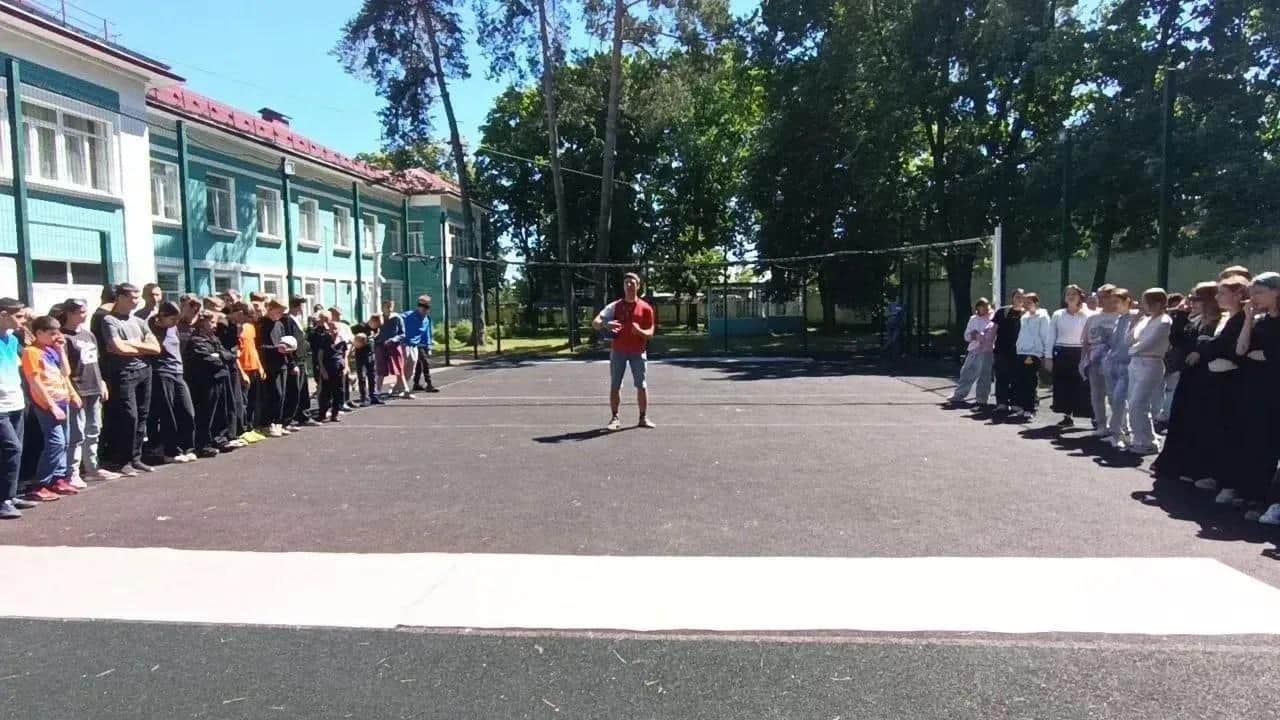 Серпуховские волонтеры сыграли в голбол с тренером сборной области