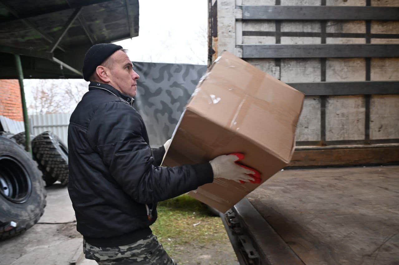 Более 20 тонн гуманитарной помощи направлено военнослужащим в зону проведения СВО