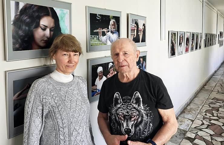Лица времени: выставка портретов Вячеслава Смоленского в Пущино