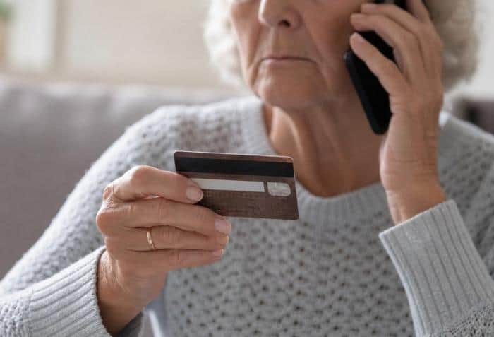 Мошенники выманили у 79-летней серпуховички 1,2 млн рублей