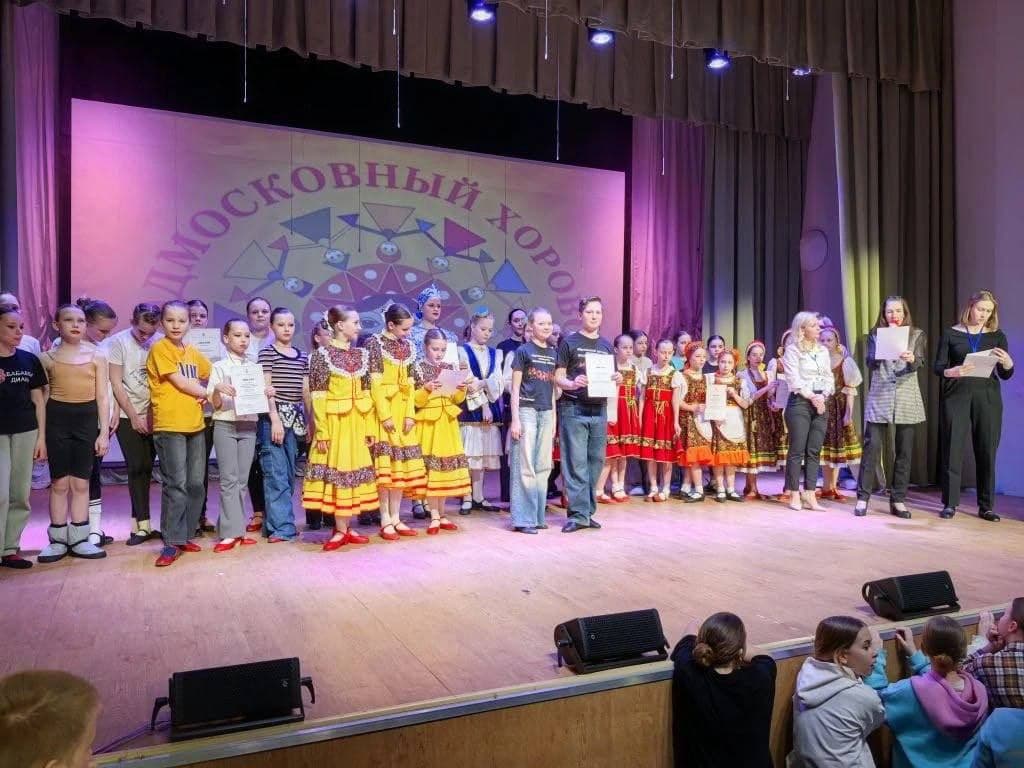 Танцоры Серпухова привезли бронзу "Подмосковного хоровода"