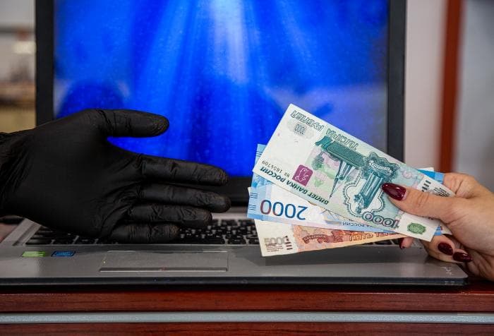 23-летняя серпуховичка потеряла 3 млн рублей на фейковой инвестплатформе