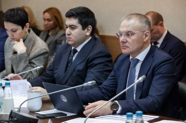 Госдума защитила молодых мам с детьми до трёх лет