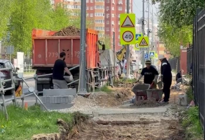 На Весенней и Фирсова меняют покрытие — всего в Серпухове обновят 10 дворов