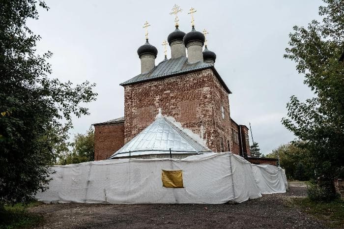 В Серпухове реставрируют Казанский храм