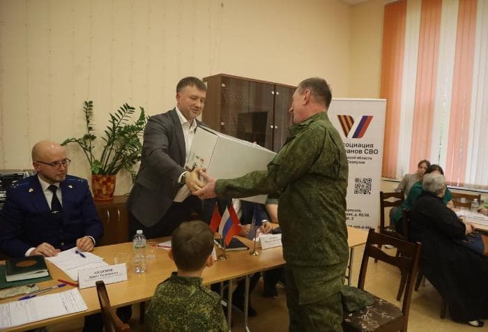 «Профессор» из Серпухова получил инструменты для фронта