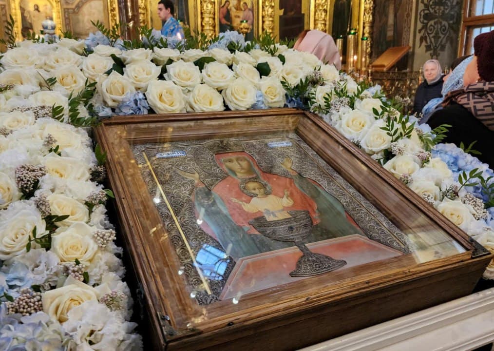 Чудотворную икону из Серпухова привезли в Подольск