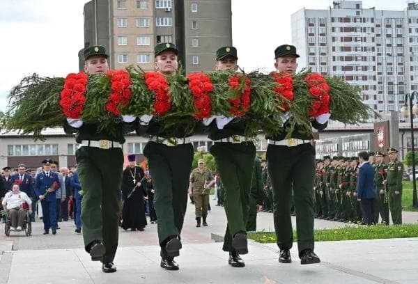 Серпухов почтил память героев войны минутой молчания