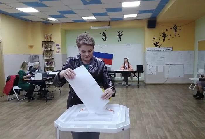 Волонтёры Серпухова присоединились ко второму дню голосования