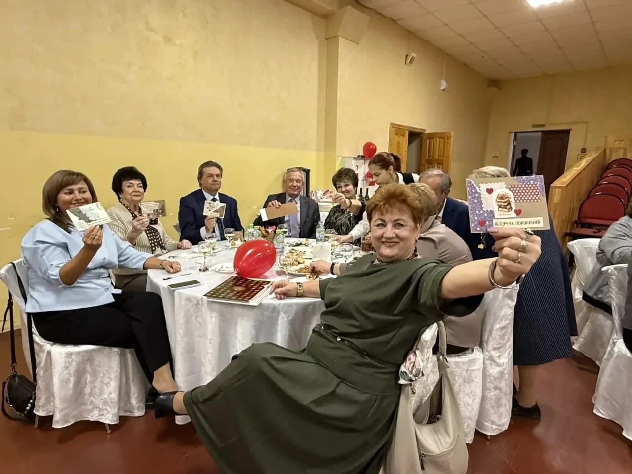 Педагоги Серпухова собрались на традиционную «Встречу поколений»