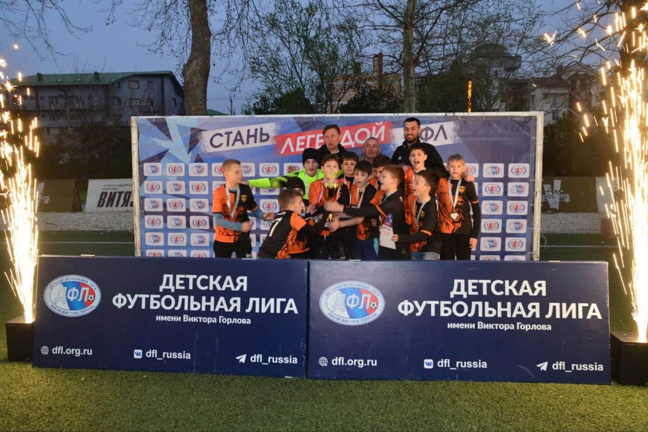 Футболисты из «Надежды» взяли серебро на Всероссийских соревнованиях