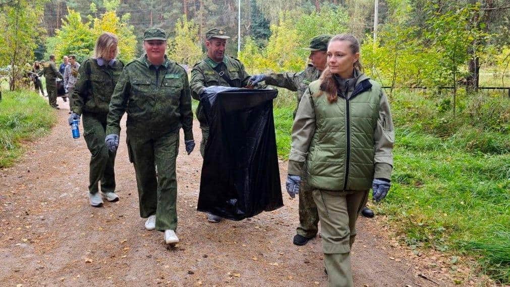 Серпуховский бор очистили от мусора