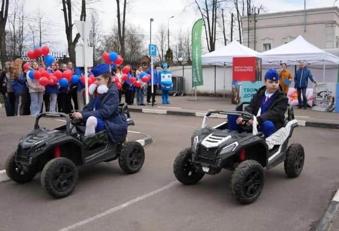 В парке Серпухова открыли сезон в детском автогородке