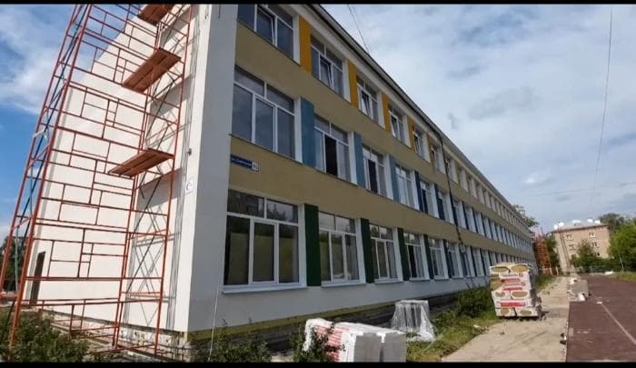 В Серпухове капремонт пяти школ ведут в рамках президентской и партпрограмм⠀ ⠀
