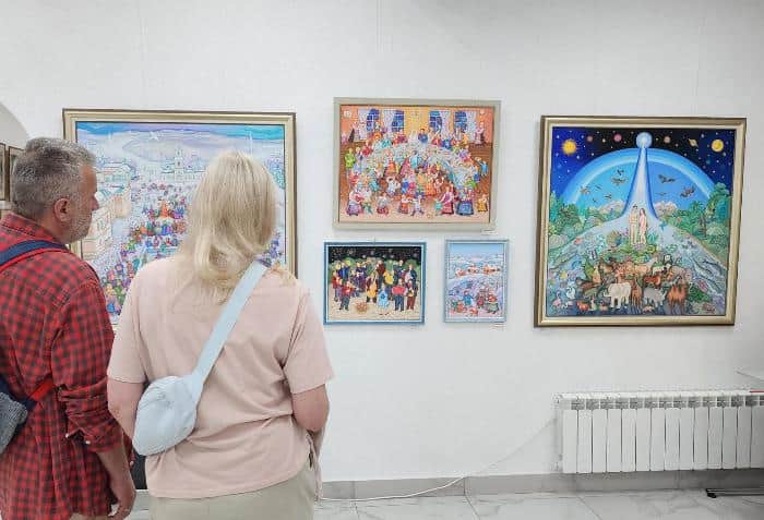 Тарусские художники привезли в Протвино живопись и керамику