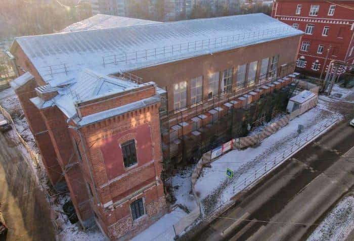 ДК «Исток» в Серпухове ремонтируют с сохранением исторической кирпичной кладки