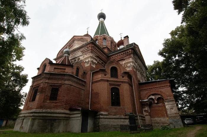 Спасский храм в Серпухове отметил 130-летие литургией и молебном⠀ ⠀