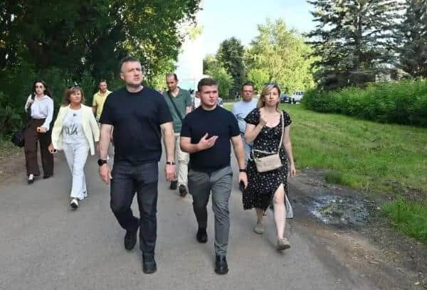 В Серпухове возобновили еженедельные обходы дворов