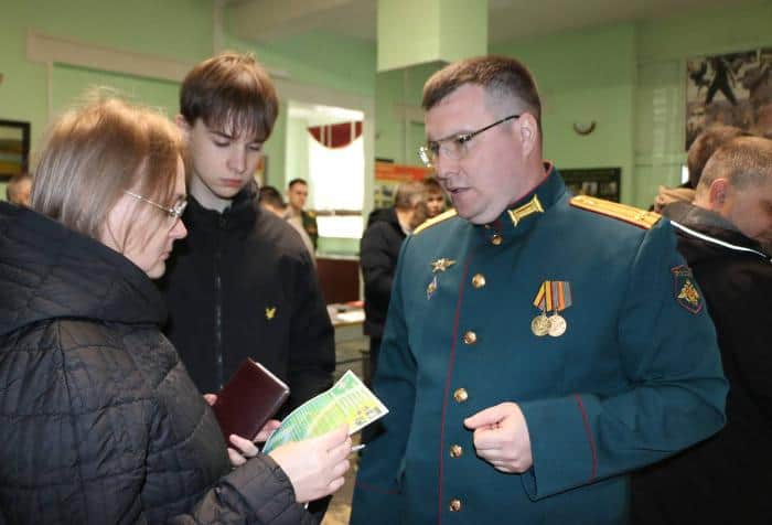 В военной академии РВСН в Серпухове провели день открытых дверей