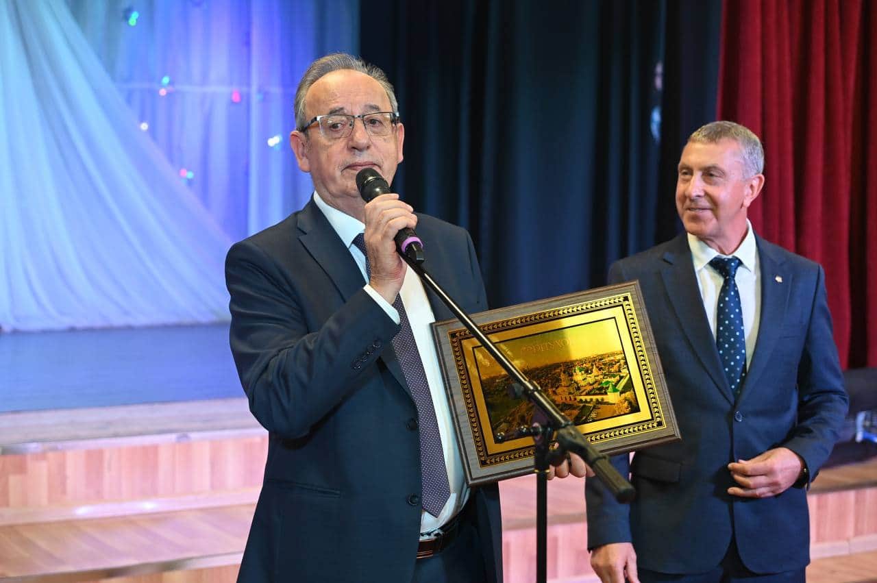Губернский колледж отметил 95-летие
