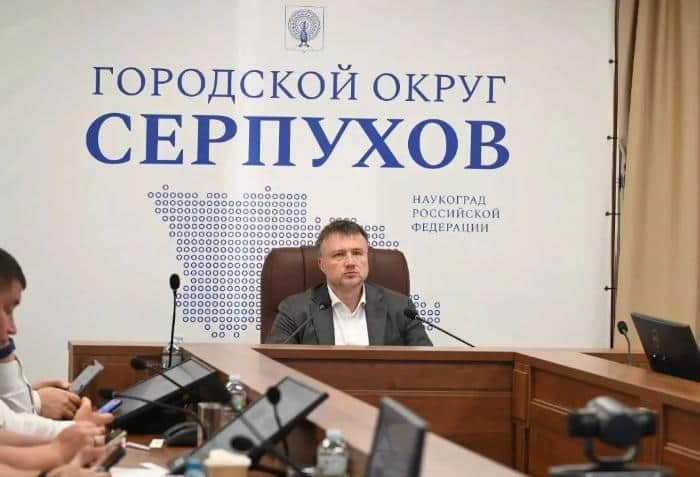 В Серпухове одну УК отправили в красную зону, а дома переводят на единый счёт