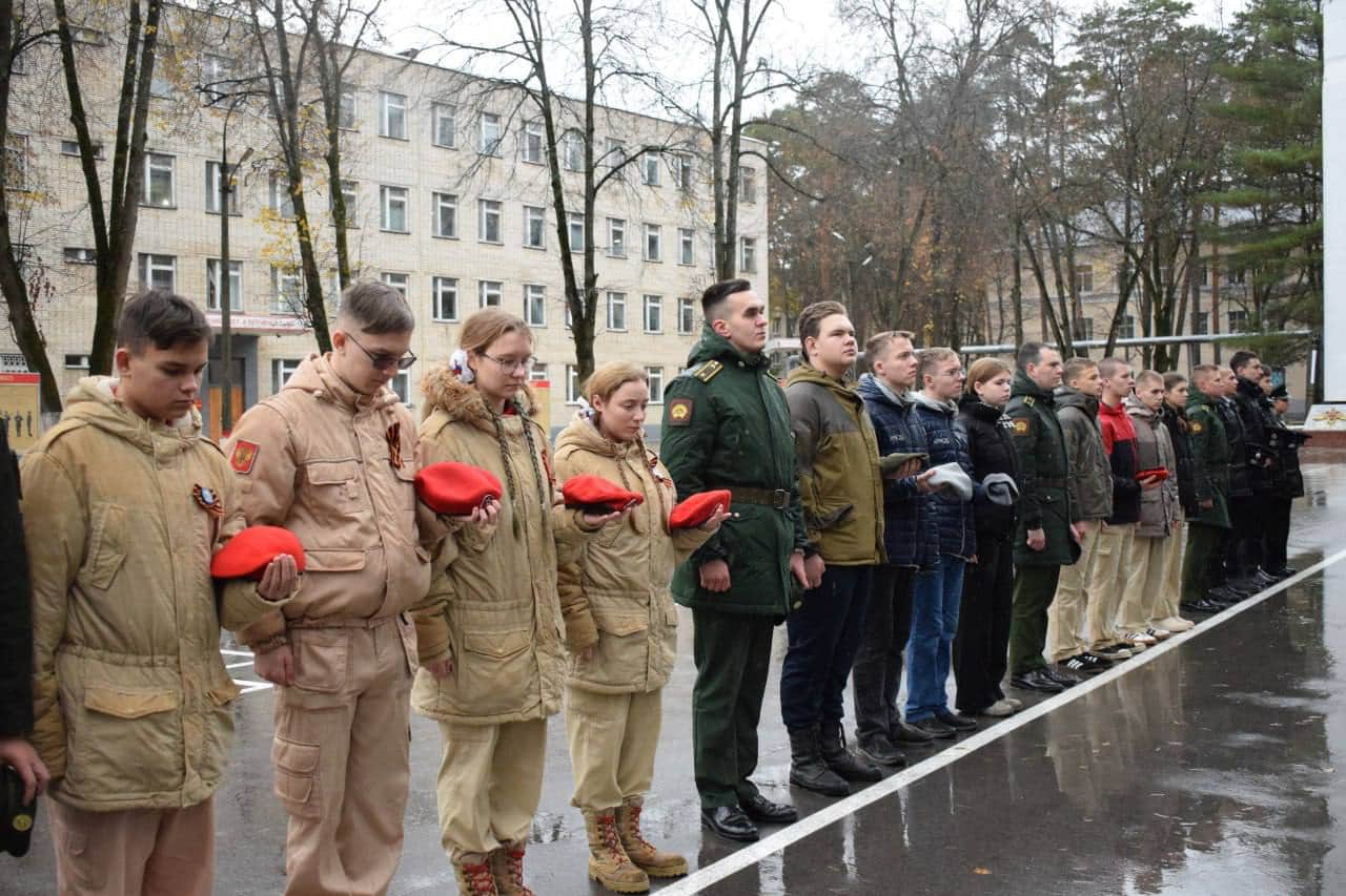 В Серпухове прошел военно-патриотический забег школьников
