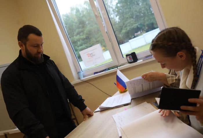 Президент федерации ММА Серпухова проголосовал в первый день выборов