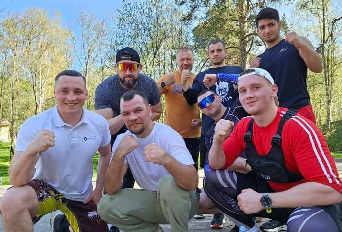 На первые майские зарядку в Серпухове проведет чемпион мира по боксу