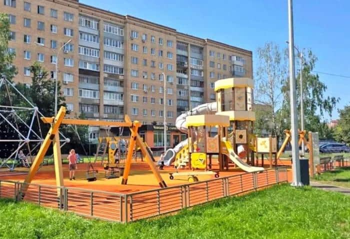 12 новых детских площадок и 6 тропинок появились в серпуховских дворах