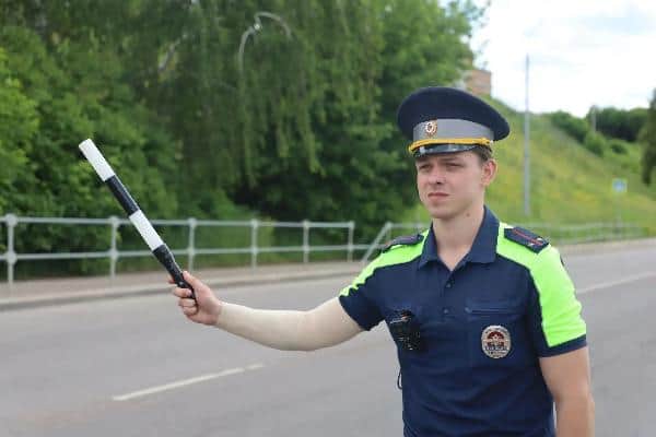 Такси и автобусы под контролем: в Серпухове проверили пассажирских перевозчиков