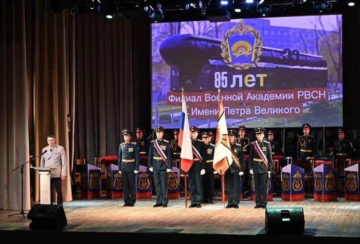 Военной академии в Серпухове — 85 лет