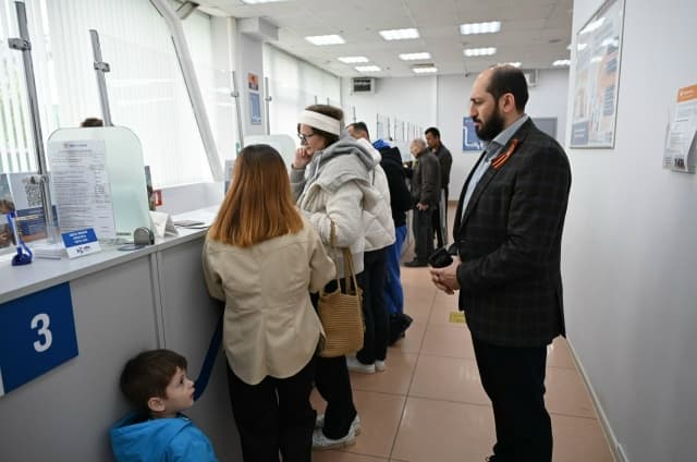 График работы клиентских офисов «МосОблЕИРЦ» в праздничные дни