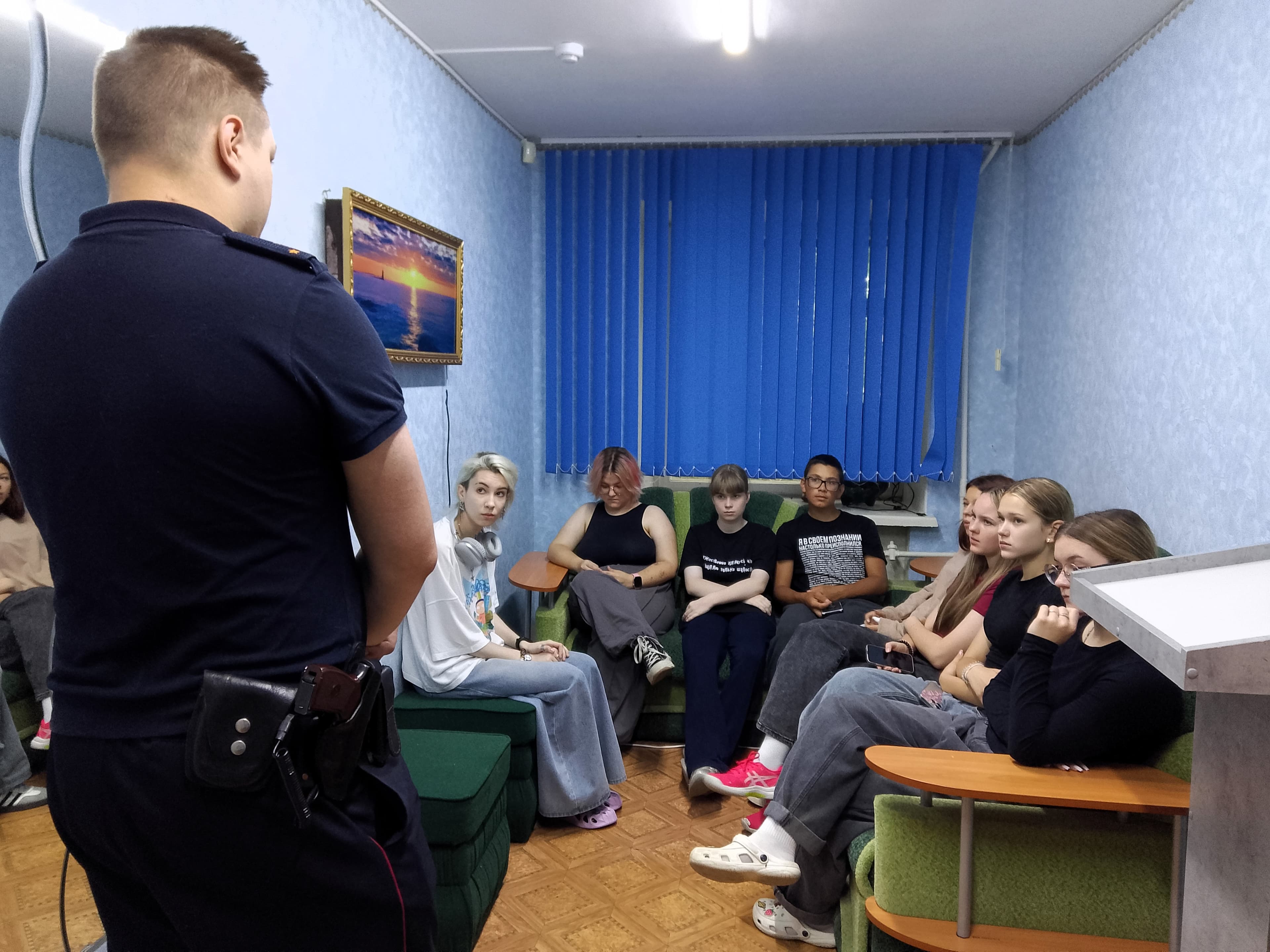 Подросткам из ЦМИ Протвино рассказали о мошеннических схемах и опасности «лёгких денег»