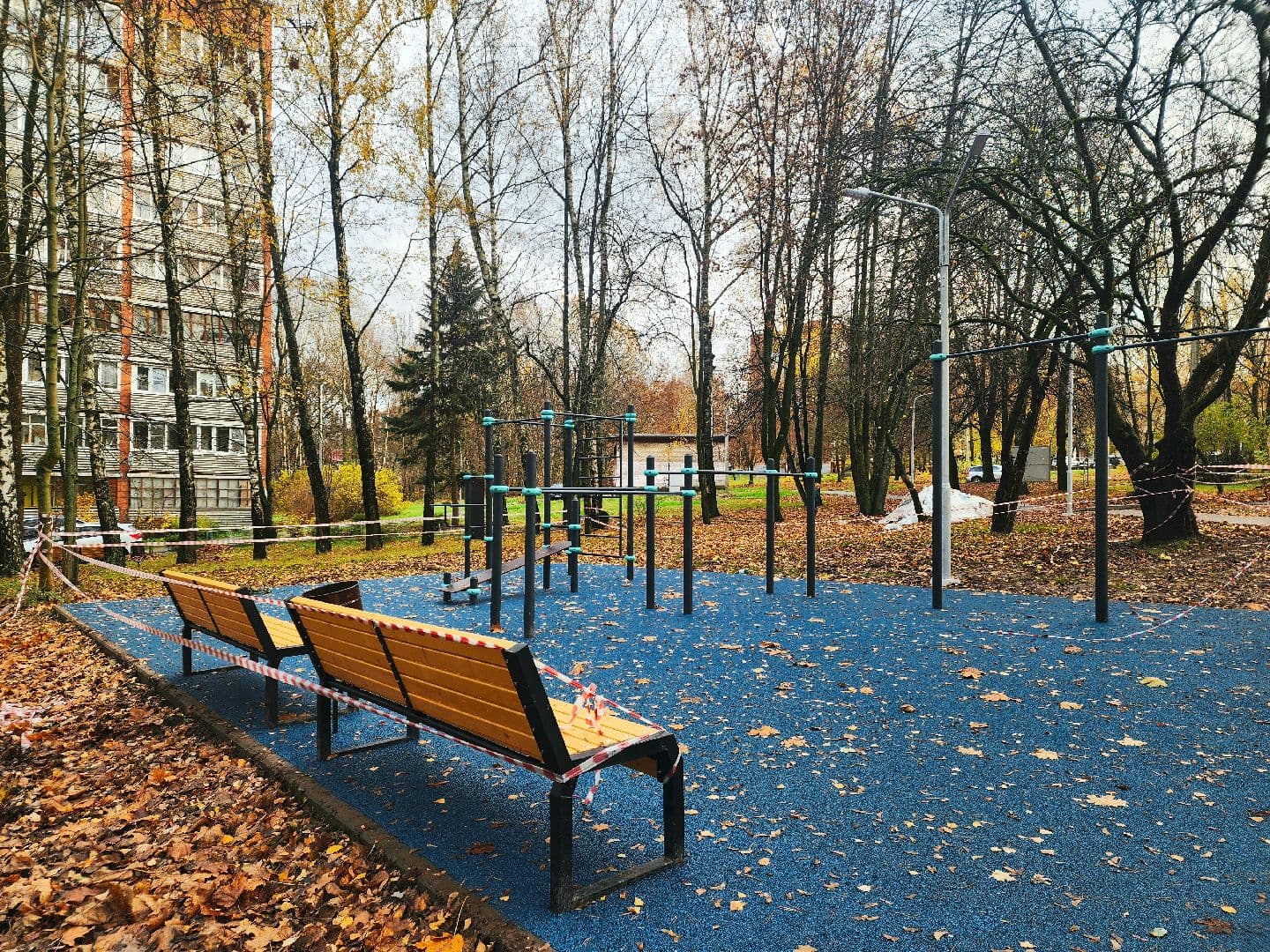 Двор в Пущино стал удобным и красивым