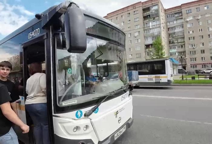 Сбои в безналичной оплате автобусов Подмосковья: что делать пассажирам