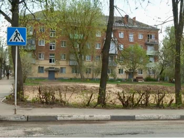В Серпухове появится новая парковка у театра и больницы