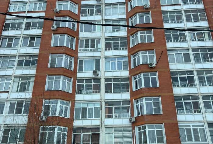За пять лет в Подмосковье построили 200 соцобъектов, а семья из Серпухова получила квартиру