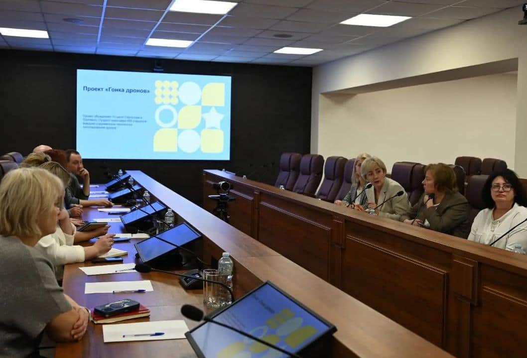 480 школьников Серпухова научатся управлять дронами в новом проекте