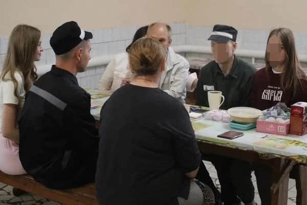«День открытых дверей» в СИЗО-3: чай, экскурсии и семейные встречи