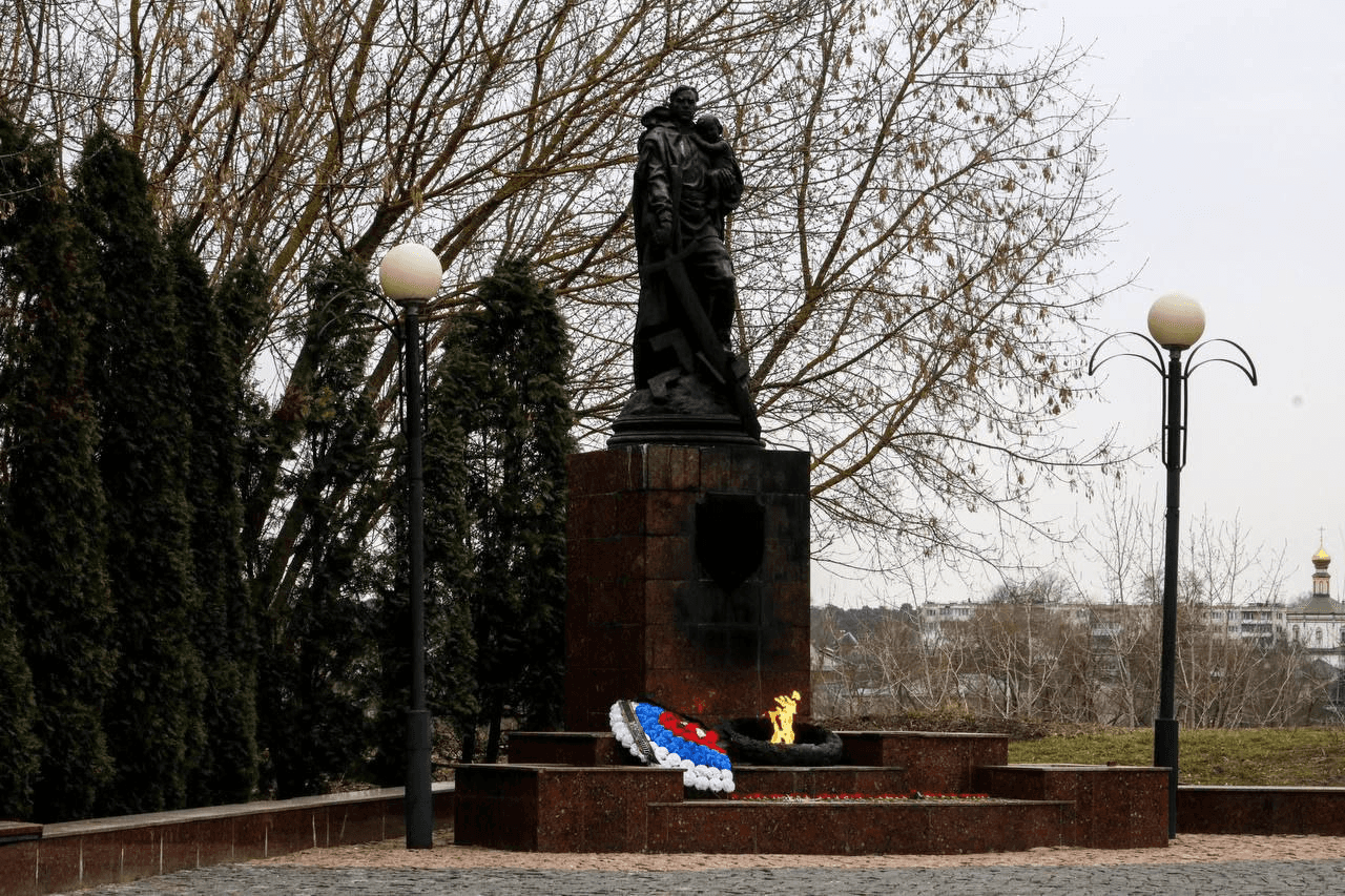 Вечные огни как символ памяти в нашем городе