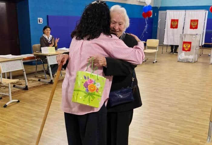 В Серпухове проголосовала 99-летняя избирательница