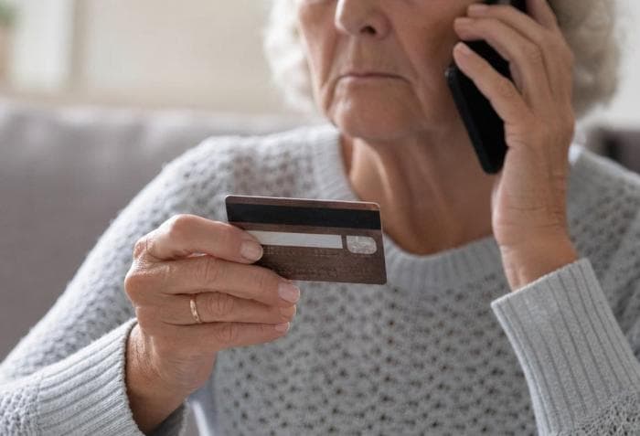 Мошенники выманили у 79-летней серпуховички 1,2 млн рублей