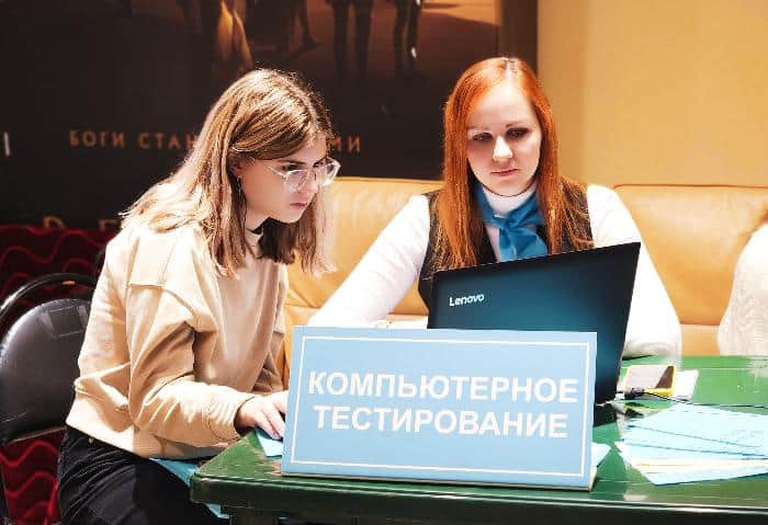 Пущинские школьники выбрали будущие профессии на образовательной ярмарке